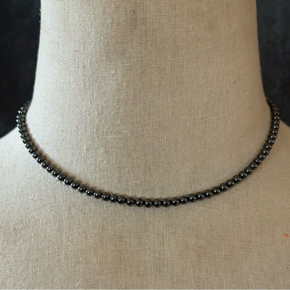 💥7.5” Beaded Black Natural Hematite Necklace